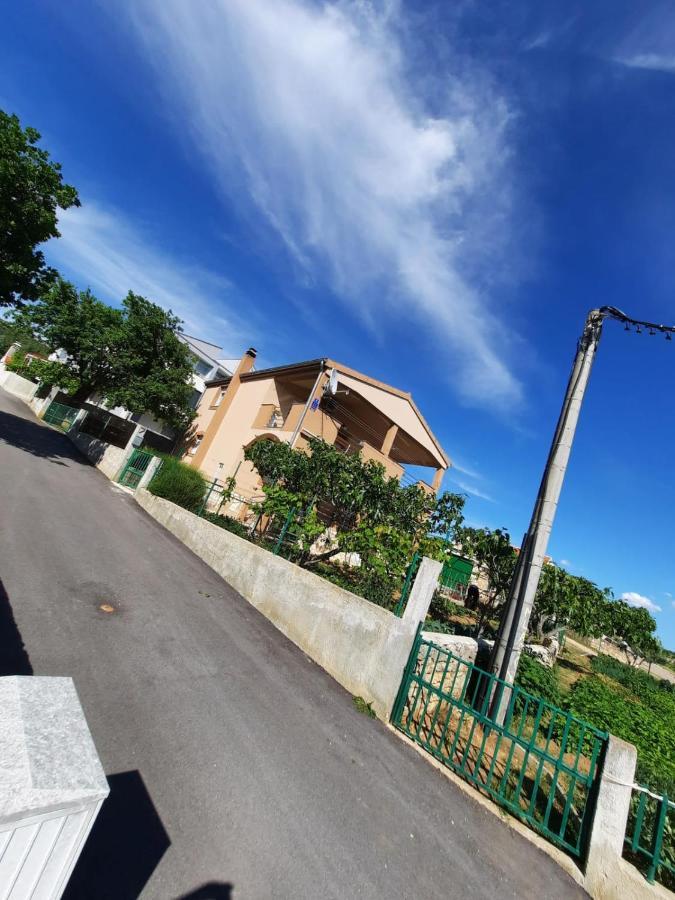 Danisacroatia Apartman Maslenica Kültér fotó