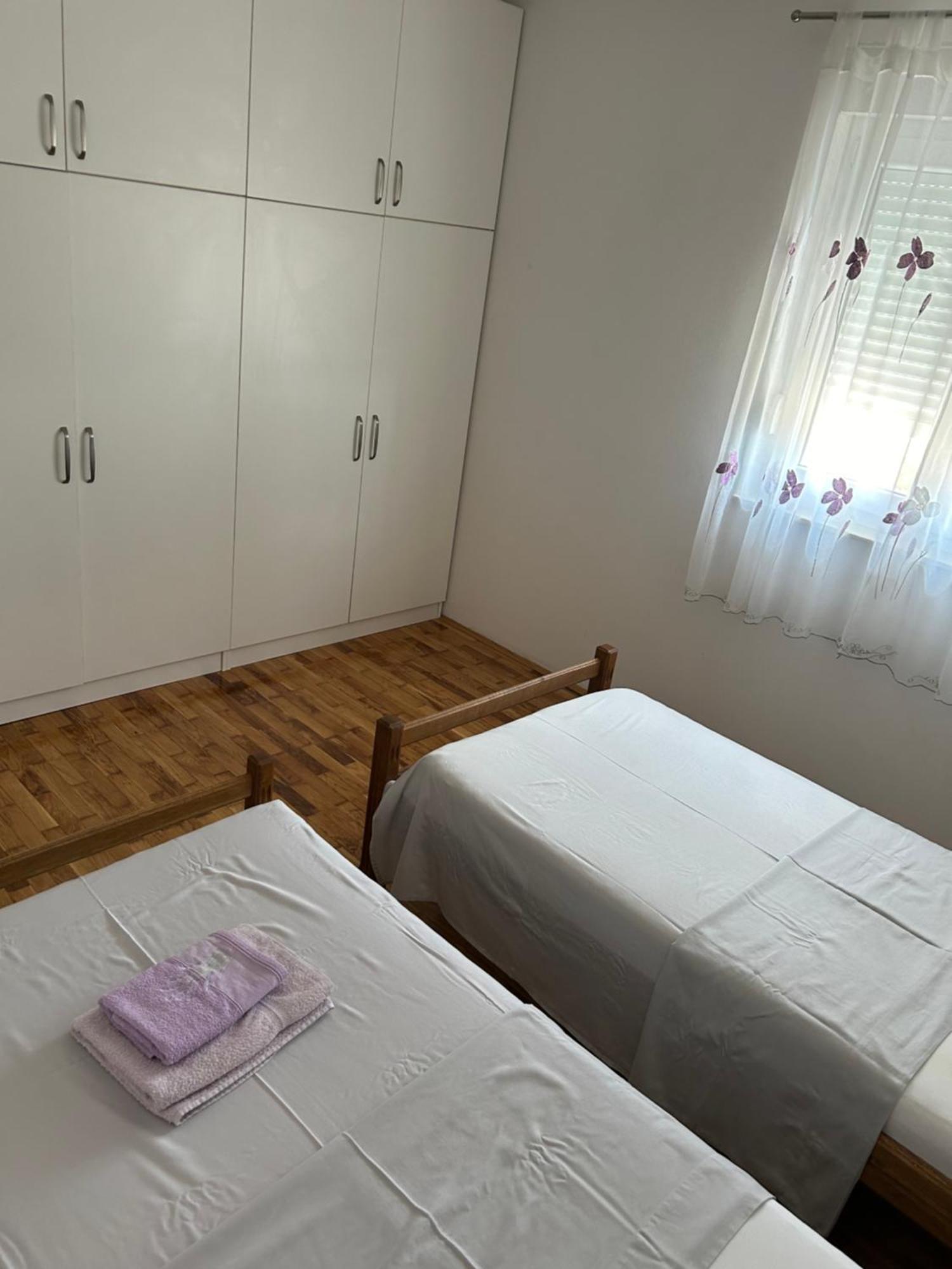 Danisacroatia Apartman Maslenica Kültér fotó
